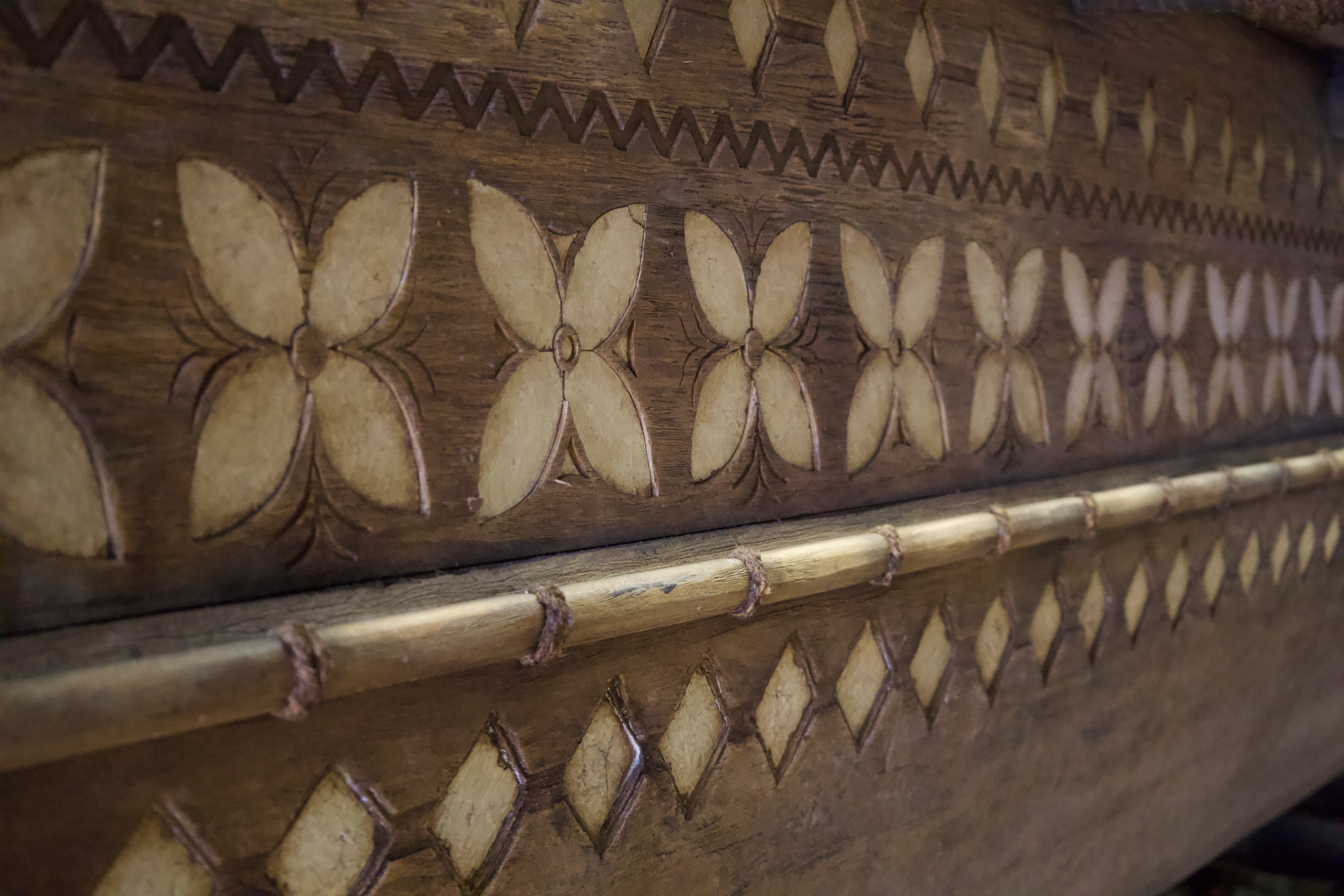 Detailed carving work