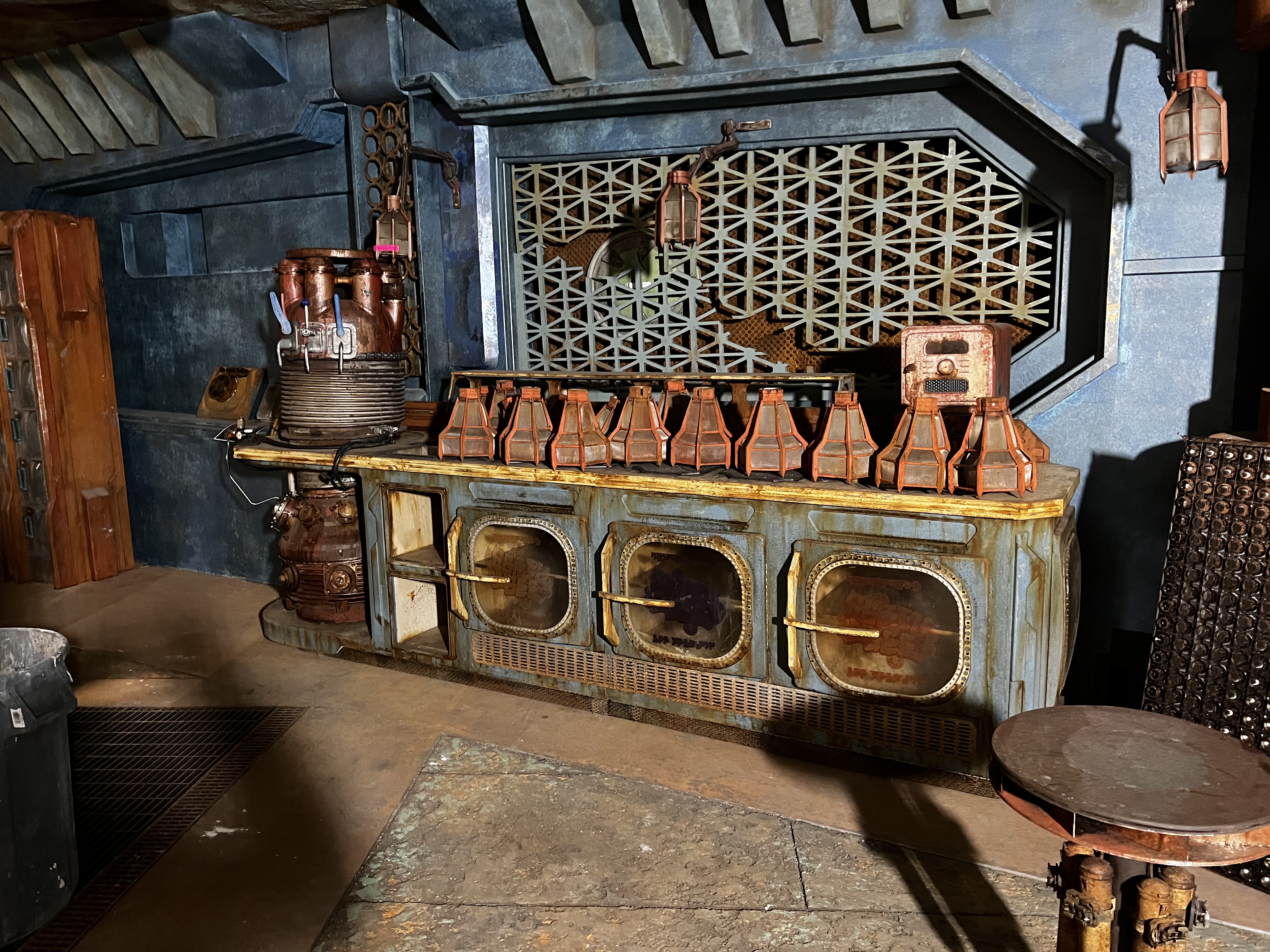 Knowhere buffet on set