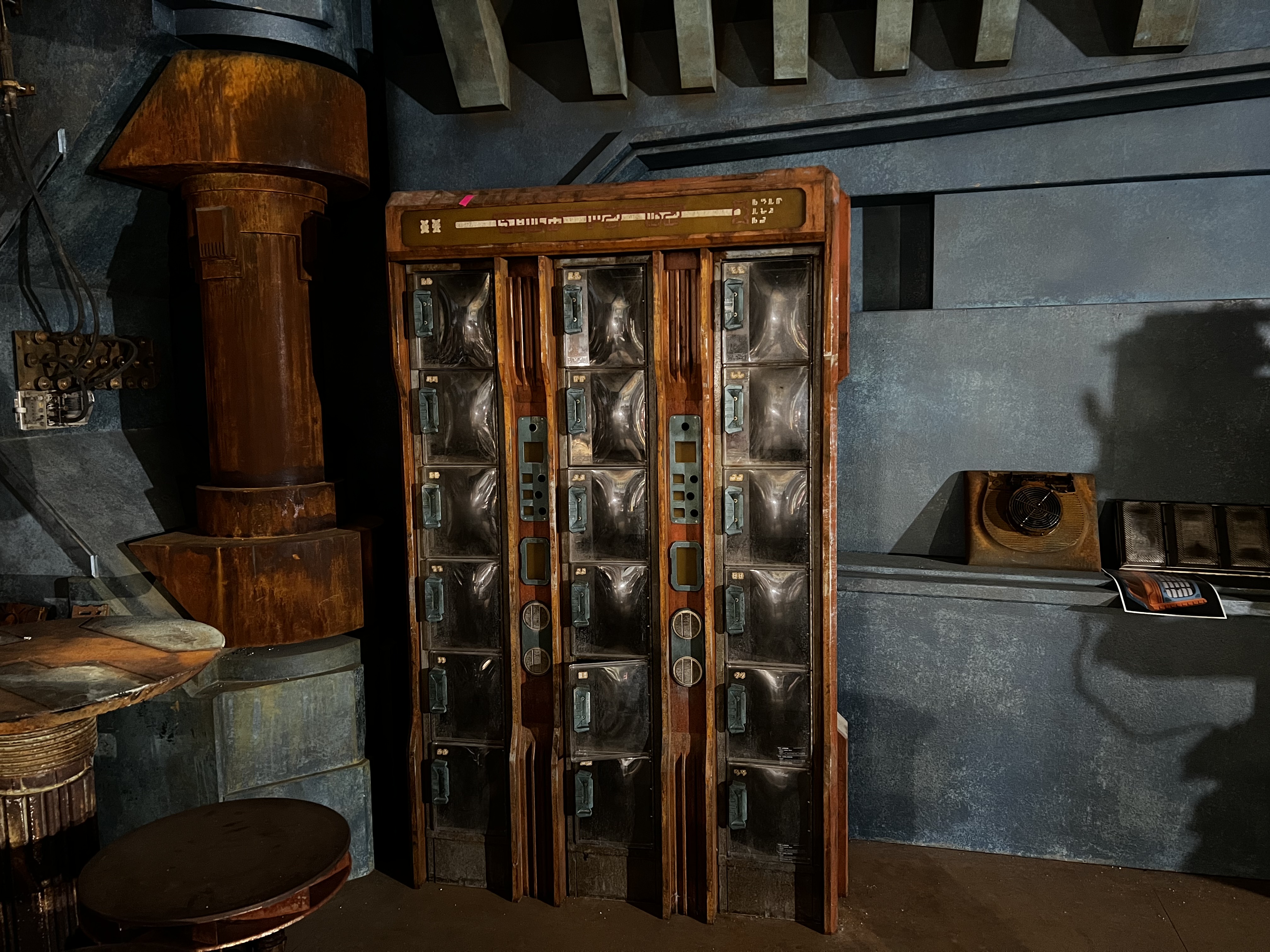 Knowhere food vending on set