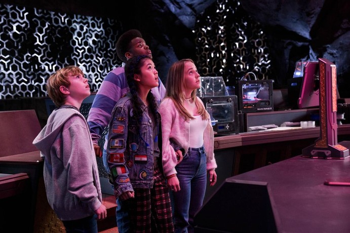 Backlit vacuum formed panels and dynamic lighting