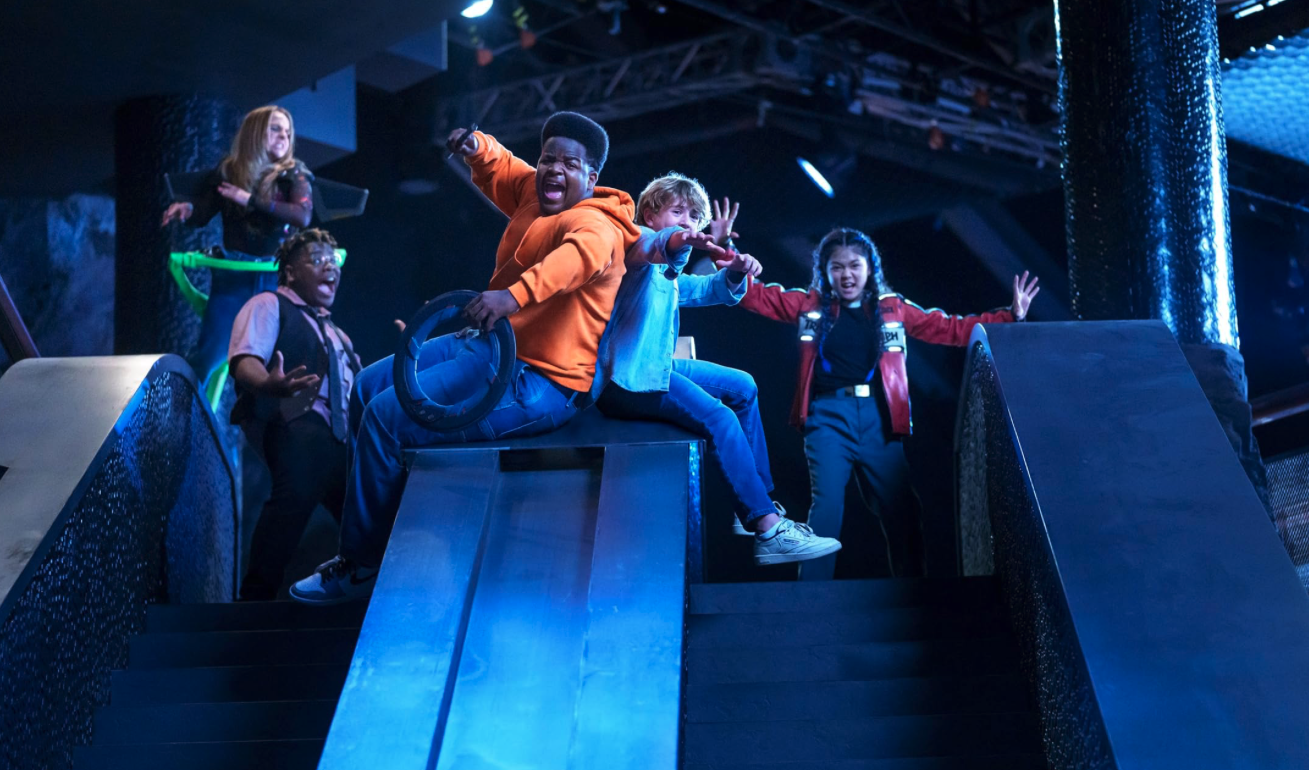 Integrated existing structure for practical set needs